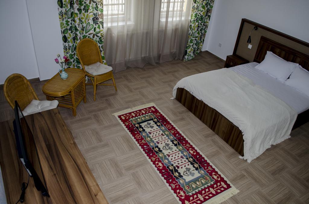 Hotel Mai Danube Ieşelniţa Zewnętrze zdjęcie